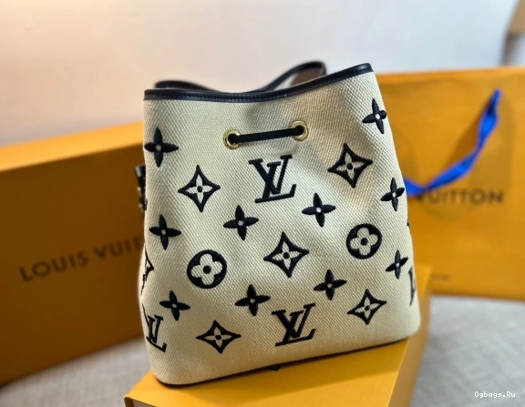 NÉONOÉ LOUIS MM VUITTON 0106